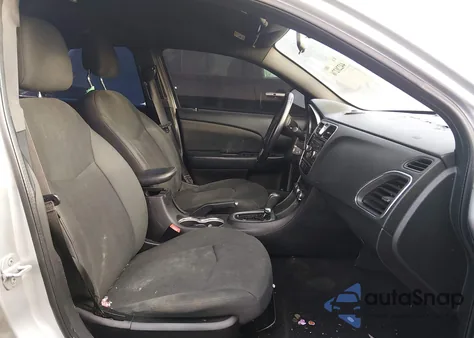 2011 Chrysler 200 Touring из США, поврежденный, VIN 1C3BC1FB0BN531532